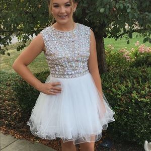 👑 Eleni Elias white dress 👑 Princess perfect sz8